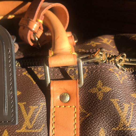 Authentic Louis Vuitton Keepall 50 Bandouliere - Picture 2 of 16